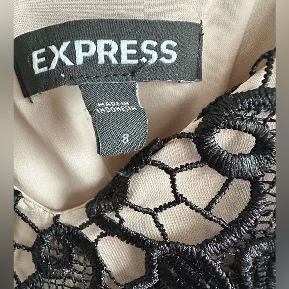 Express Black Floral Lace Overlay Mini Dress – Size 8 – Nude Lining Date Night - Picture 2 of 9